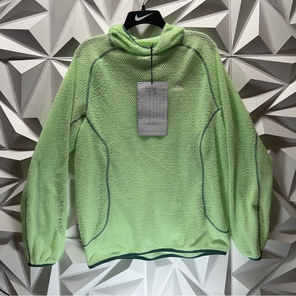 SAMPLE Nike ACG Wolf Lichen Top Hoodie Vapor Green Size M